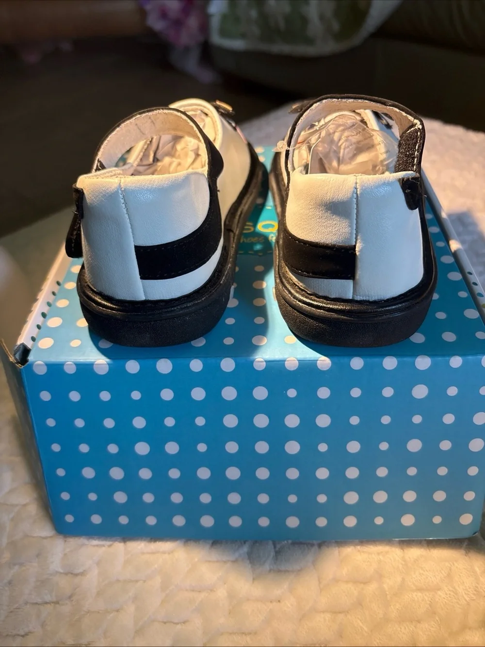 Wee Squeak Bessie Moo Cow  Toddler Squeaky Shoe Size 11 NIB